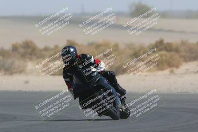 media/Mar-28-2022-Superbike Trackdays (Mon) [[b8603d0f67]]/Open Track Time/Turn 16/